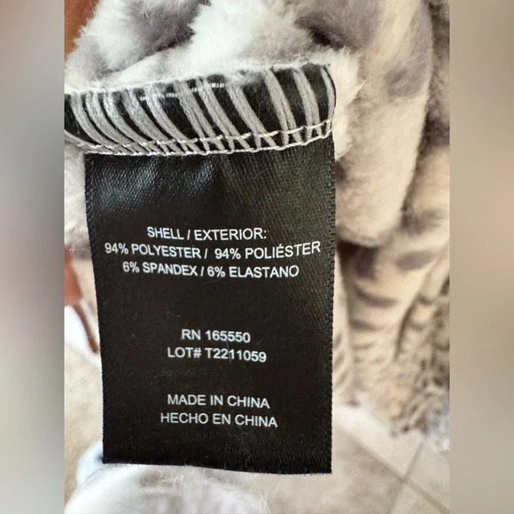 32 DEGREES Heat Women's Hooded Cozy Plush Sleep Lounger S/M Leopard Grey NWT - Picture 7 of 7